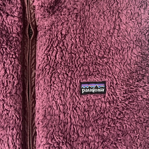 WOMENS REVERSIBLE PATAGONIA VEST - Picture 3 of 6